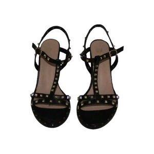 GC T Strap Black Studded Sandals Women's Size 7.5